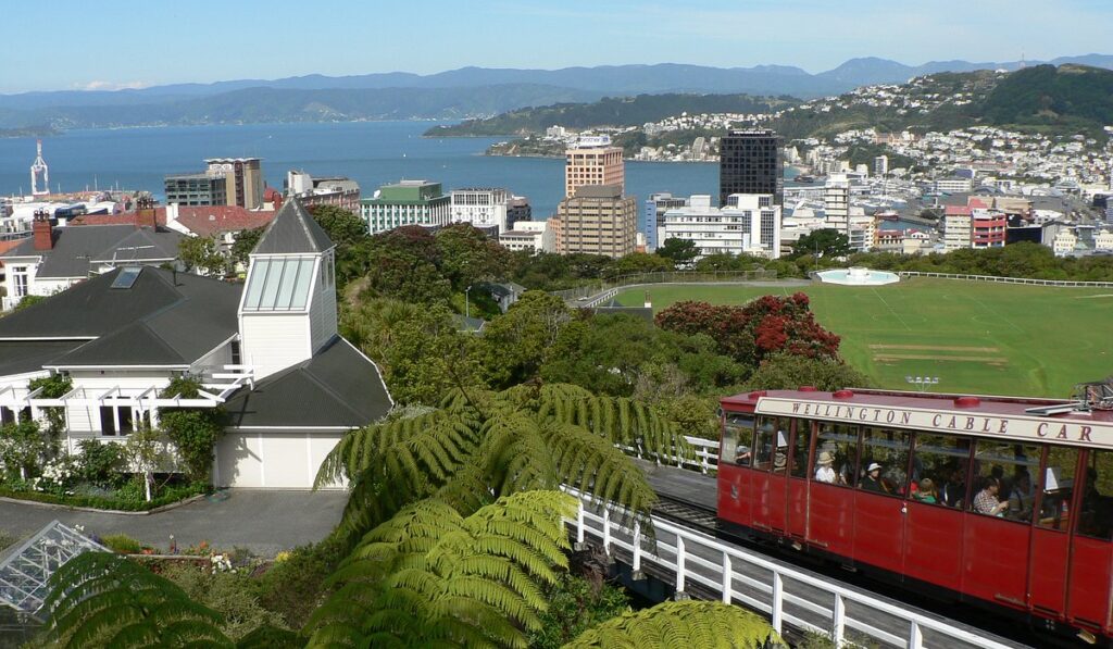 New Zealand có nhiều hoạt động giải trí cho du học sinh gồm khám phá thiên nhiên, lặn biển